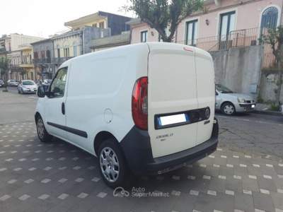Fiat Doblò Cargo 1.3 MJT 16V SX 95CV Bianco usata Zafferana Etnea