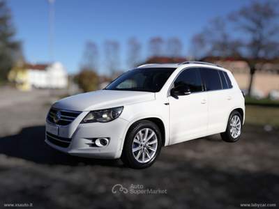 Volkswagen Tiguan Tiguan 2.0 TDI 4MOTION DSG R-Line Bianco usata Pordenone