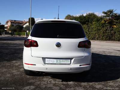 Volkswagen Tiguan Tiguan 2.0 TDI 4MOTION DSG R-Line Bianco usata Pordenone