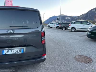 Ford Tourneo Custom Tou. Cust. 320 2.0 EcoBlue 150 PL Tit. 9 POSTI Grigio usata Lavis
