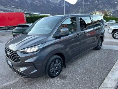 Ford Tourneo Custom Tou. Cust. 320 2.0 EcoBlue 150 PL Tit. 9 POSTI Grigio usata Lavis