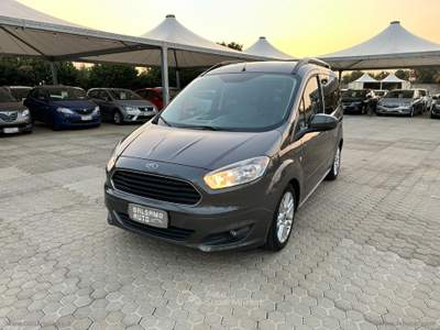 Ford Tourneo Courier Tourneo Courier 1.5 TDCI 100 CV Plus Grigio usata San Michele Salentino