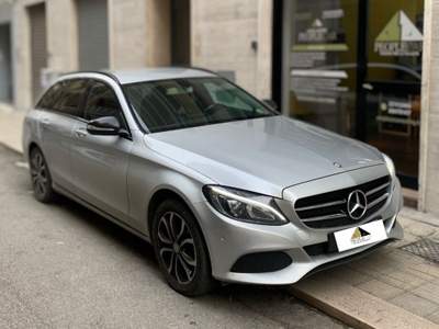 Mercedes-Benz Classe C Mercedes Classe C 200d S.W. 2015 Grigio usata Bari
