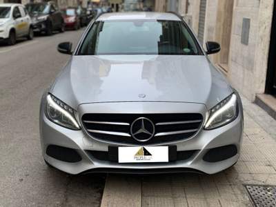 Mercedes-Benz Classe C Mercedes Classe C 200d S.W. 2015 Grigio usata Bari