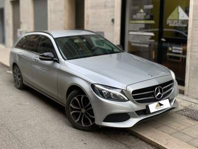 Mercedes-Benz Classe C Mercedes Classe C 200d S.W. 2015 Grigio usata Bari