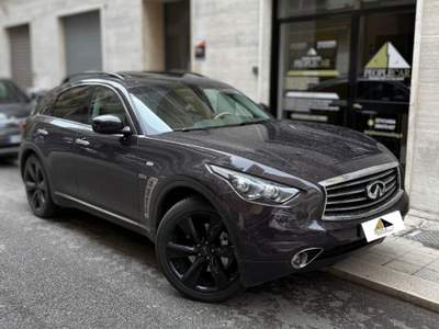 Infiniti QX70 V6 AT GT Premium Nero usata Bari