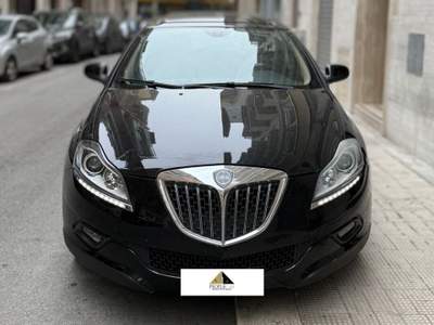 Lancia Delta 1.8 benzina **FULL** Nero usata Bari