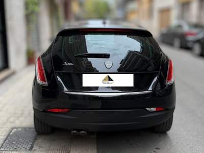 Lancia Delta 1.8 benzina **FULL** Nero usata Bari