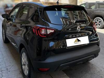 Renault Captur 2019 **UNICO PROPRIETARIO** Nero usata Bari