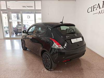 Lancia Ypsilon KM CERTIFICATI Nero usata Montescaglioso