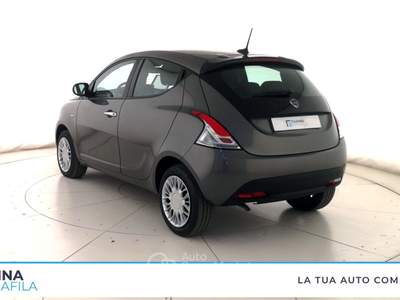 Lancia Ypsilon  - ypsilon 1.0 firefly hybrid gold s&s 70cv 5p.ti Grigio usata Marcianise