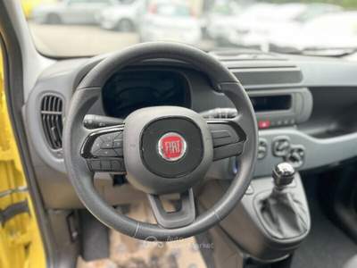 Fiat Panda Panda 1.0 FireFly S&S Hybrid Pop Giallo usata Bisuschio