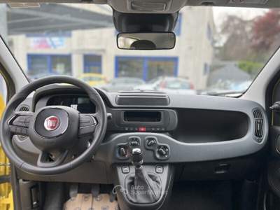 Fiat Panda Panda 1.0 FireFly S&S Hybrid Pop Giallo usata Bisuschio