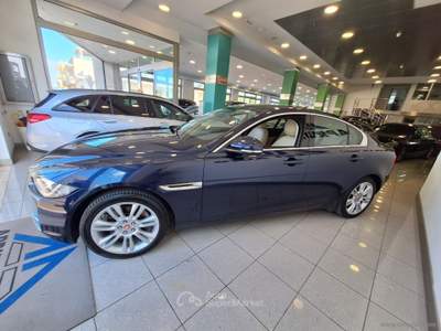 Jaguar XE XE 2.0 D 180 CV AWD aut. Prestige Blu/Azzurro usata SAN MICHELE SALENTINO