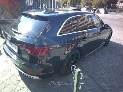 Audi A4 35 TDI S tronic S line edition Nero usata Aversa