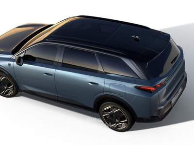 Peugeot 5008 Dual Motor (73kWh) 320 CV BUSINESS+GT+GT EXCLUSIVE Blu/Azzurro usata Fara Gera d'Adda