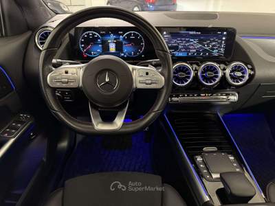 Mercedes-Benz GLA Premium AMG AVENTE 59.000 KM Bianco usata Ciserano