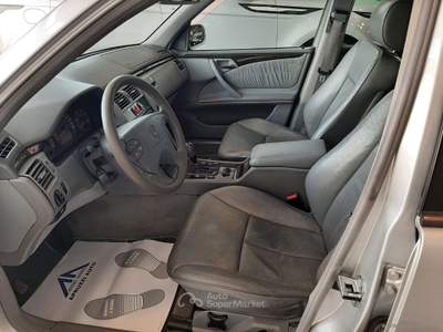 Mercedes-Benz Classe E E 270 CDI Avantgarde Argento usata SAN MICHELE SALENTINO