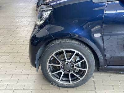 Smart ForTwo fortwo EQ Parisblue (22kW) Blu/Azzurro usata Napoli