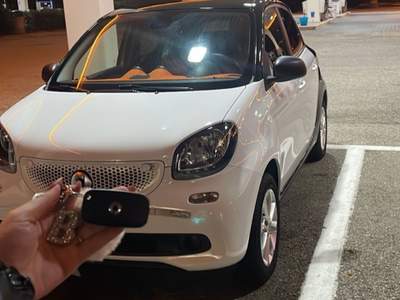 Smart ForFour smart forfour in ottime condizioni Bianco usata Cagliari