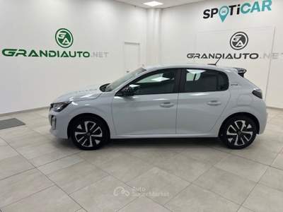 Peugeot 208 1.2 hybrid Style 100cv e-dcs 6 Bianco usata Novi Ligure