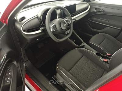 Fiat 600 Hybrid MHEV DDCT Rosso usata Capua