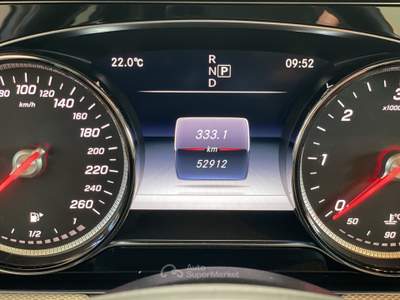 Mercedes-Benz Classe E E 220d 4Matic Auto Business Sport Grigio usata Napoli