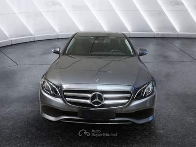 Mercedes-Benz Classe E E 220d 4Matic Auto Business Sport Grigio usata Napoli