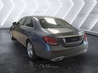Mercedes-Benz Classe E E 220d 4Matic Auto Business Sport Grigio usata Napoli