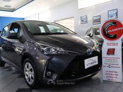 Toyota Yaris 1.5 BZ 73 CV HYBRID BUSINESS Grigio usata Carlentini