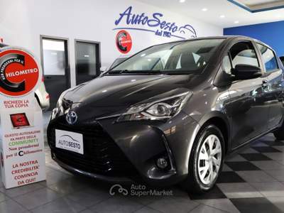 Toyota Yaris 1.5 BZ 73 CV HYBRID BUSINESS Grigio usata Carlentini