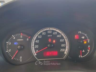 Suzuki Swift 1.3 Diesel 75 CV C. Manuale Bianco usata MONOPOLI