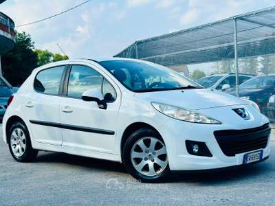 Peugeot 207 OK NEOPATENTATI usata DUEVILLE