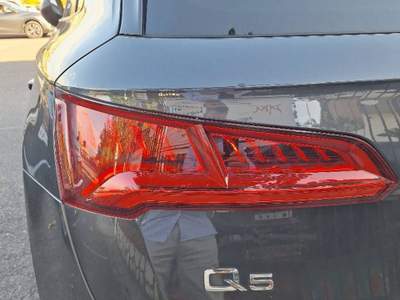 Audi Q5 Auto certificata Grigio usata Latina