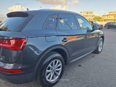 Audi Q5 Auto certificata Grigio usata Latina