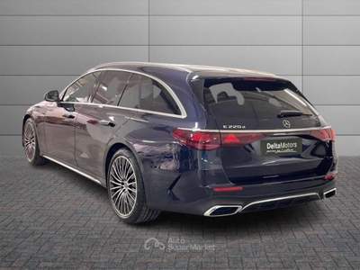 Mercedes-Benz Classe E E 220 d station wagon Blu/Azzurro usata Montecosaro