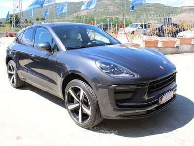 Porsche Macan 2.0 Grigio usata Padula