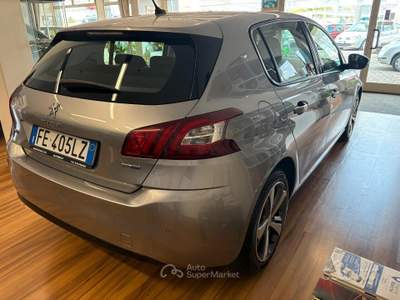 Peugeot 308 S&S ALLURE KM 124.000!! usata SCORZE'