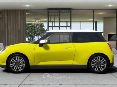 MINI Clubman All-Electric SE Classic Giallo usata Brescia