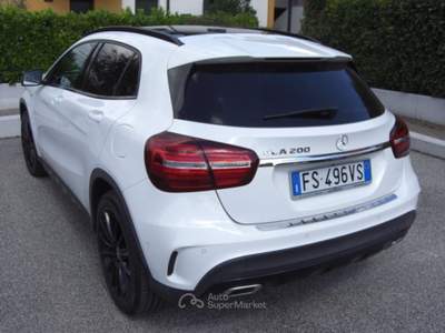 Mercedes-Benz GLA Premium - Night Edition - Bianco usata Porcia
