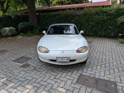 Mazda MX-5 1.6i 16v Bianco usata Cairate