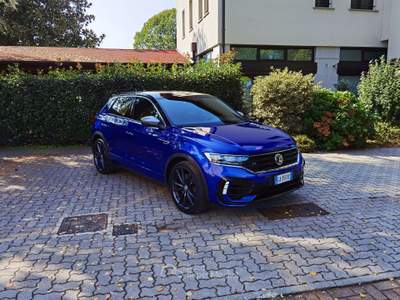 Volkswagen T-Roc 2.0 tsi R 4motion 300cv dsg Blu/Azzurro usata Cairate