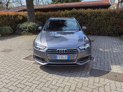 Audi A4 Avant 40 g-tron S tronic Design Grigio usata Cairate