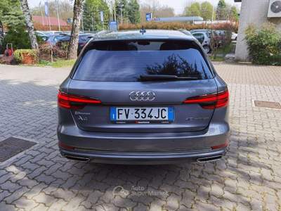 Audi A4 Avant 40 g-tron S tronic Design Grigio usata Cairate