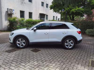 Audi Q3 35 2.0 tdi Business Advanced s-tronic Bianco usata Cairate