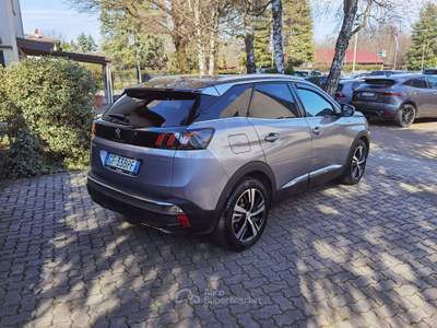 Peugeot 3008 1.6 hybrid GT Pack 225cv e-eat8 Grigio usata Cairate