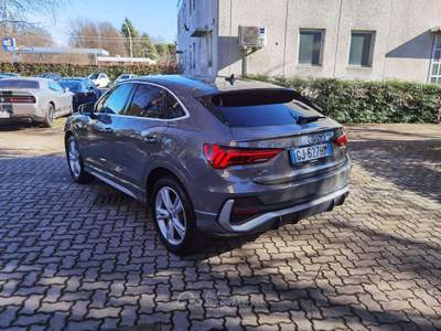Audi Q3 Sportback 35 1.5 tfsi mhev Sline 150cv s-tronic Grigio usata Cairate