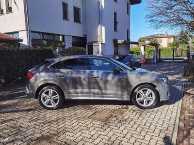 Audi Q3 Sportback 35 1.5 tfsi mhev Sline 150cv s-tronic Grigio usata Cairate