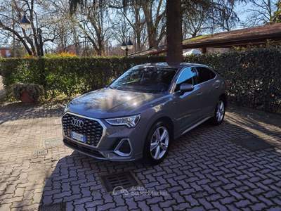 Audi Q3 Sportback 35 1.5 tfsi mhev Sline 150cv s-tronic Grigio usata Cairate