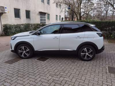 Peugeot 3008 1.6 hybrid GT Pack 225cv e-eat8 Bianco usata Cairate